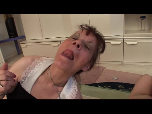 ❤️ Două bunicuțe și un bunic fac sex în trei ☑ at ro.hqpornvideos.ru ❌
