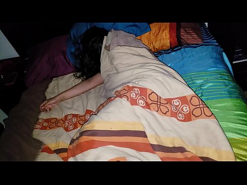 ❤️ Fiul vitreg care își ceartă tânăra mamă vitregă în timp ce ea doarme. ☑ at ro.hqpornvideos.ru ❌
